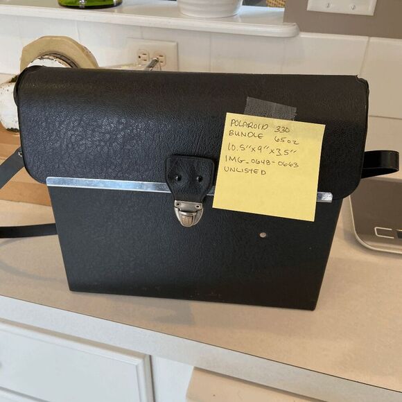 Vintage Polaroid 330 Land Camera Bundle w/ Case, Flash, Bulbs, Manuals - Picture 4 of 13